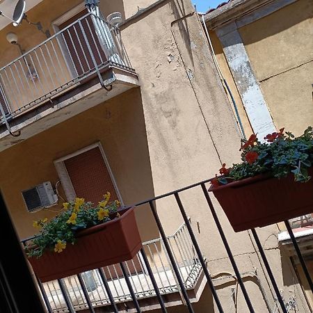 Residenza La Vecchia Cattedrale Catania Ngoại thất bức ảnh